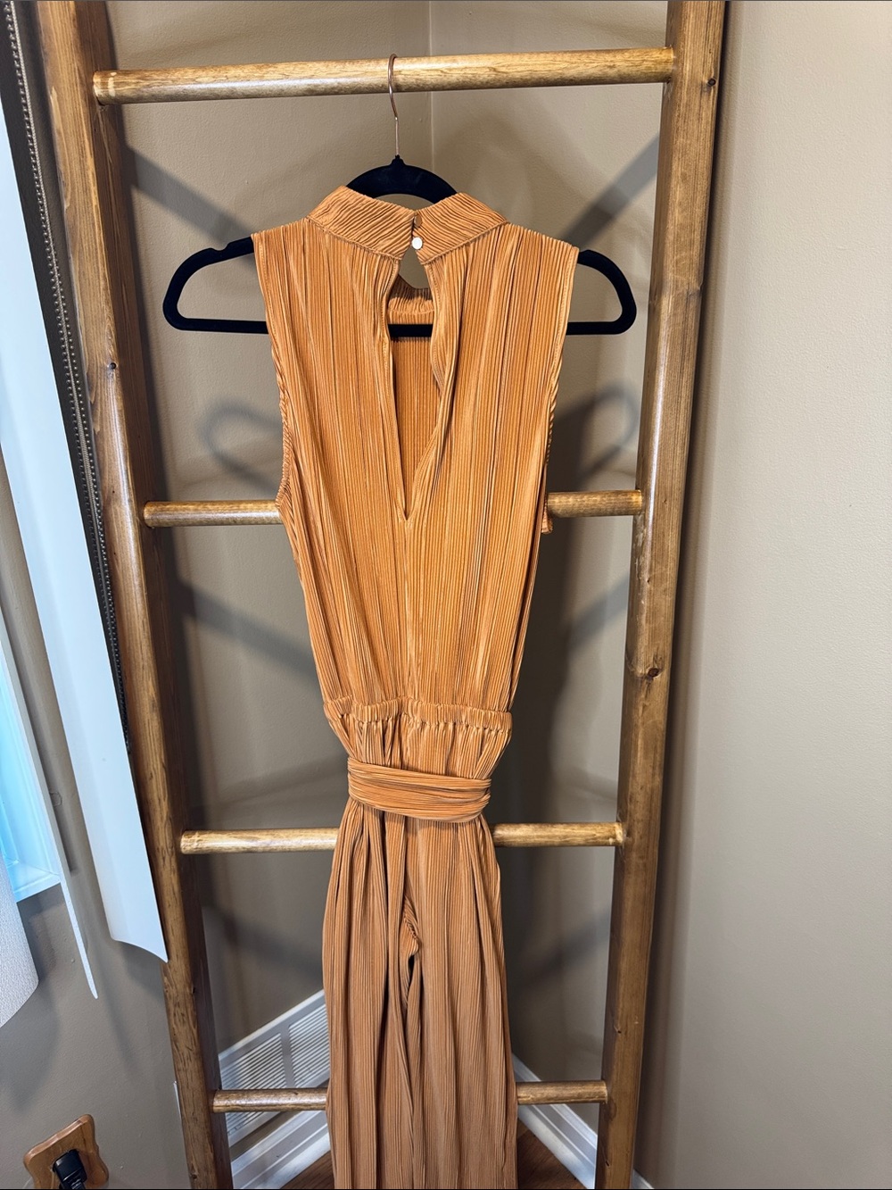 vestique Sleeveless High-Neck Maxi Dress in Rust Orange - Picture 2 of 2